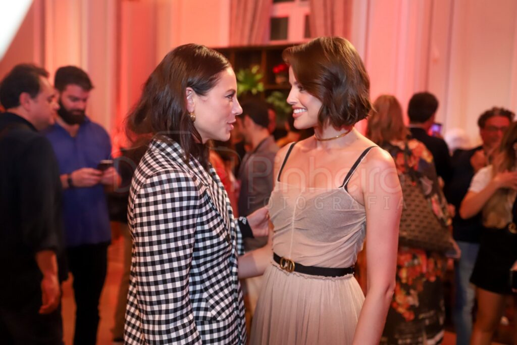 Paolla Oliveira e Agatha Moreira